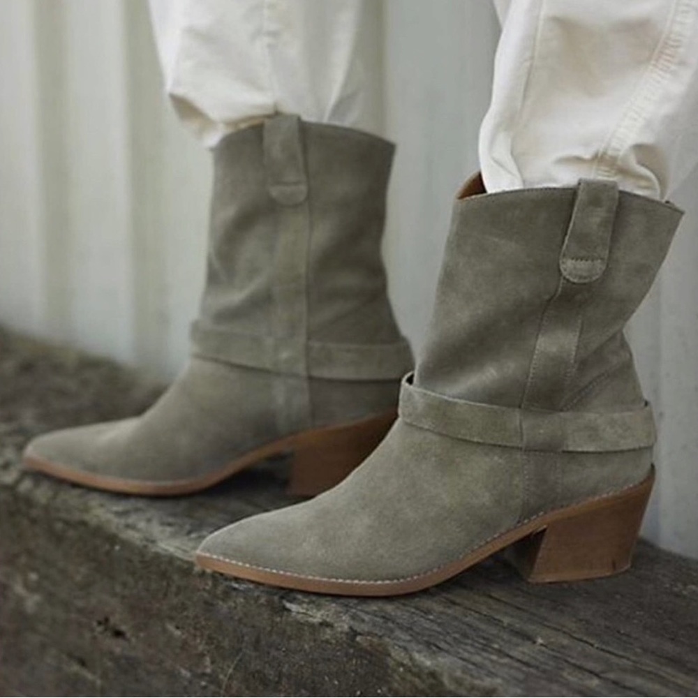 NEW Free People Brisbane Suede Western Boots 10